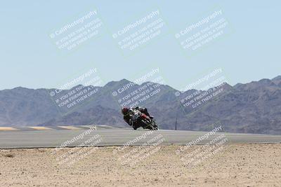 media/Apr-20-2025-CVMA (Sun) [[39090e8767]]/Race 9-Formula LW Twins Shootout/